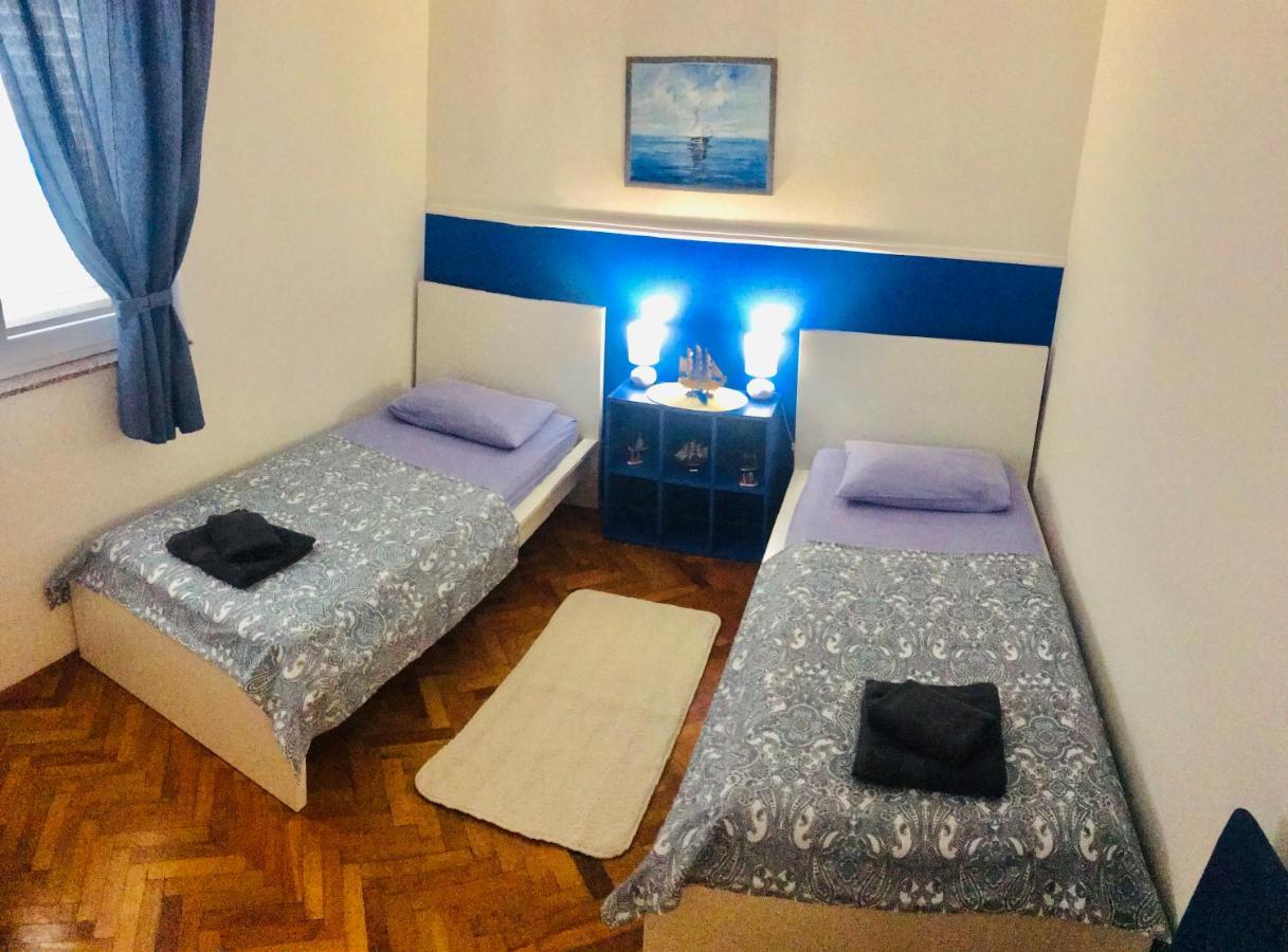 Lumar Holidays And Apartments Preko Bagian luar foto