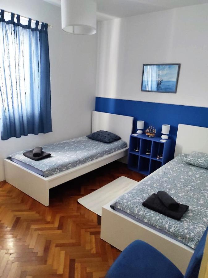 Lumar Holidays And Apartments Preko Bagian luar foto