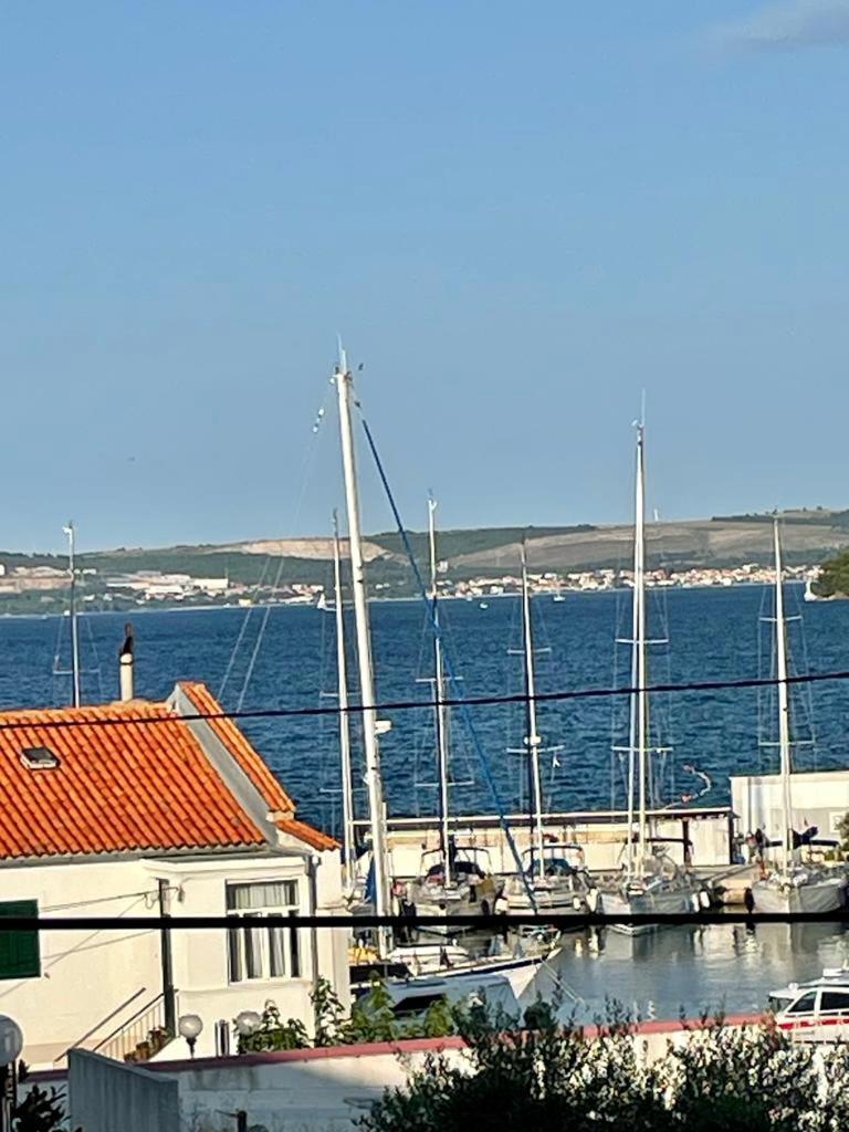 Lumar Holidays And Apartments Preko Bagian luar foto